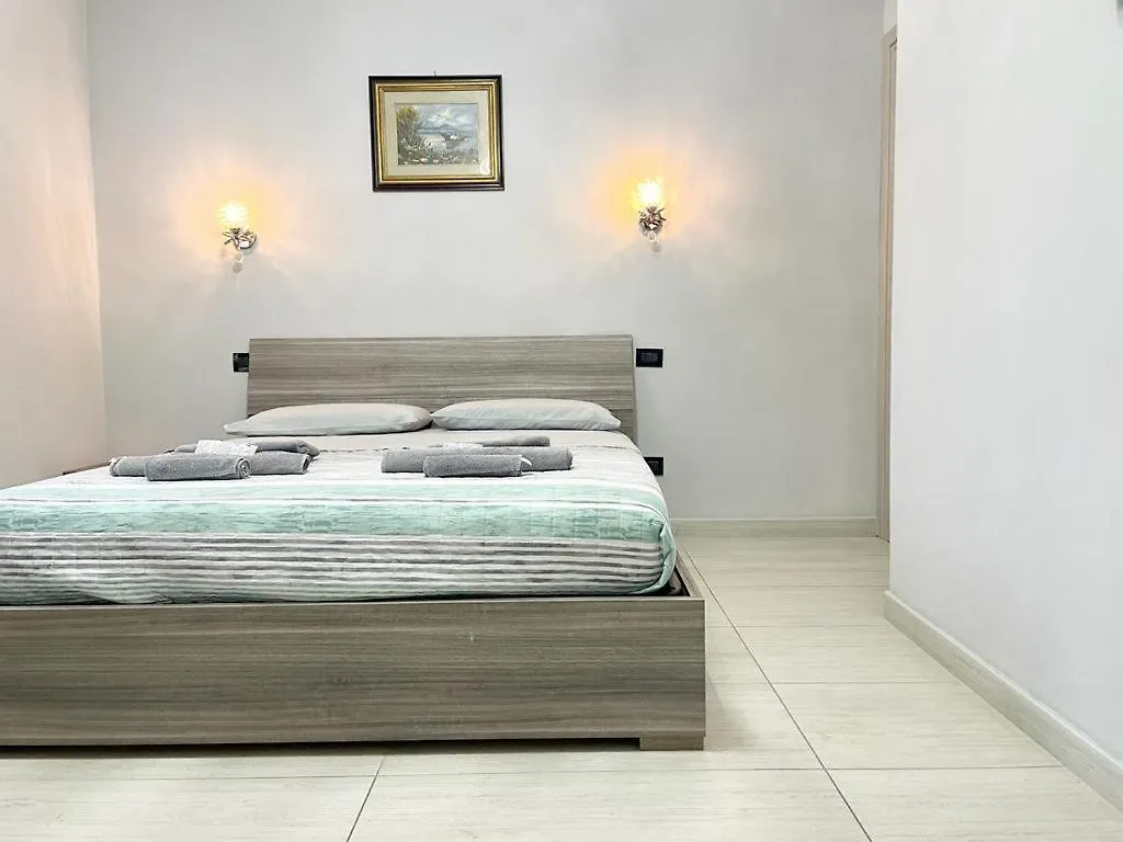 Guest house One Key Home Verona Italy